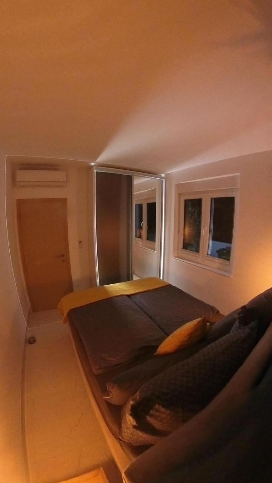 Poolhouse Flip Flop - Mit Privatem Pool Vir Exterior foto